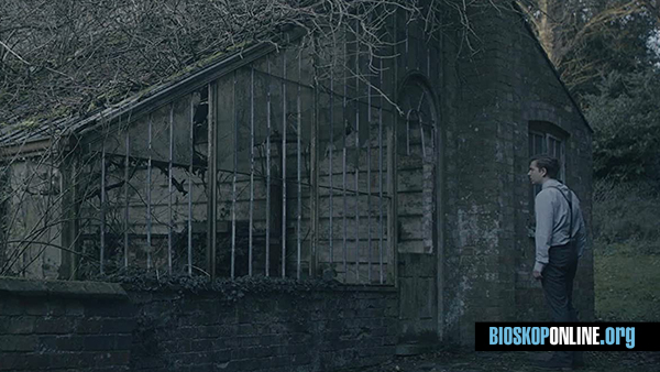 Nonton film AN ENGLISH HAUNTING 2020 subtitle Indonesia