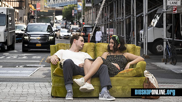 nonton film THE BROKEN HEARTS GALLERY 2020 subtitle Indonesia