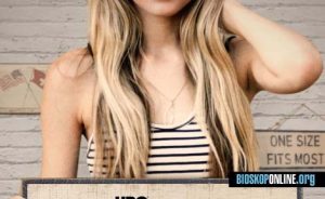 nonton film Brandy Hellville & the Cult of Fast Fashion 2024 subtitle indonesia